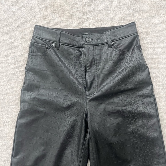 Express Croc-Embossed Faux Leather High-Rise Straight-Leg Pants 2 Office Siren - Picture 8 of 9